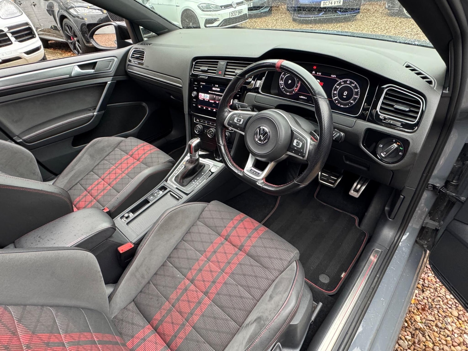 Used Volkswagen Golf 2019 for sale - 76671642: Photo 12