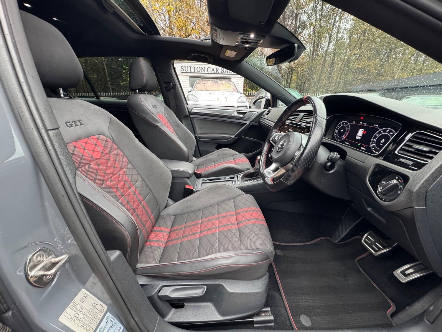 Used Volkswagen Golf 2019 for sale - 76671642: Photo 13