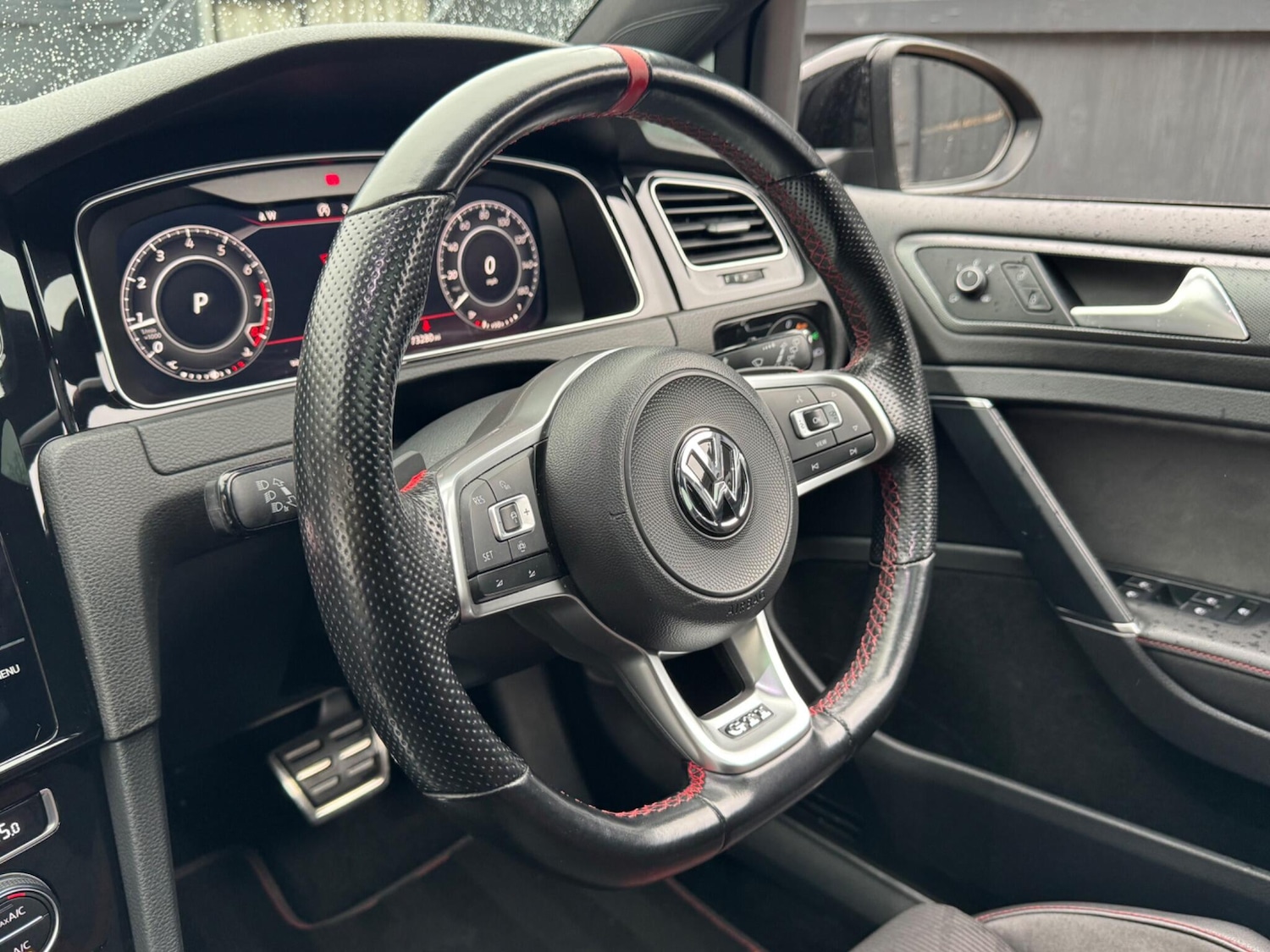 Used Volkswagen Golf 2019 for sale - 76671642: Photo 18