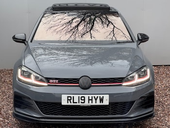 Used Volkswagen Golf 2019 for sale - 76671642: Photo