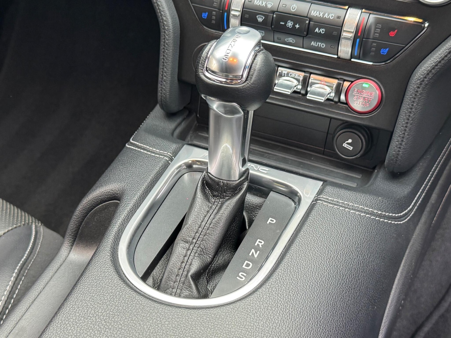 Used Ford Mustang 2019 for sale - 76109385: Photo 16