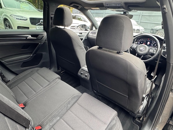Used Volkswagen Golf 2018 for sale - 76259051: Photo 42