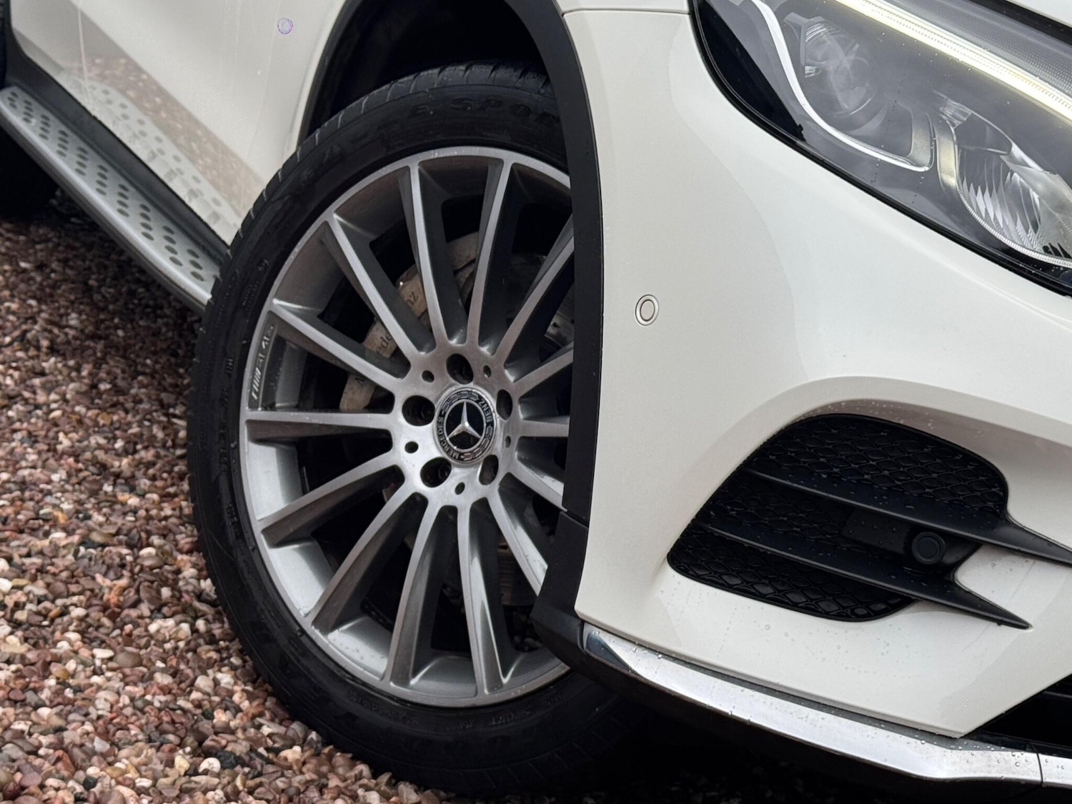 Used Mercedes-Benz GLC 2018 for sale - 77549898: Photo 5