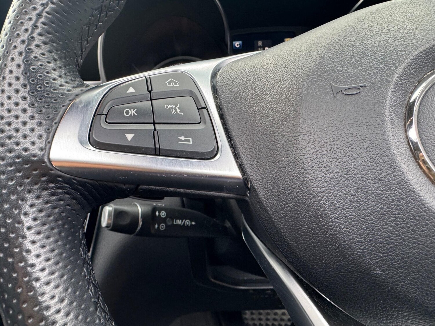 Used Mercedes-Benz GLC 2018 for sale - 77549898: Photo 50