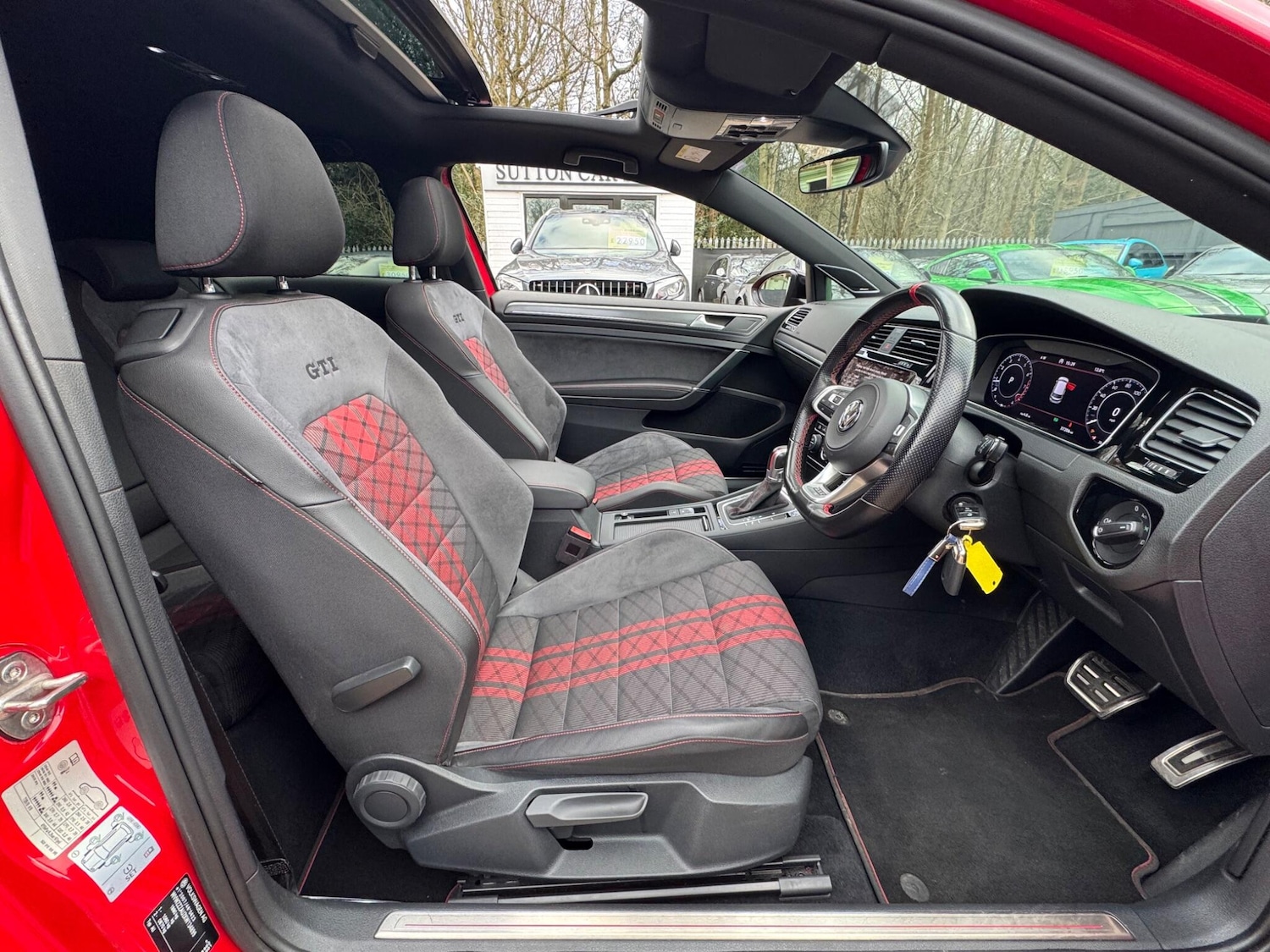 Used Volkswagen Golf 2019 for sale - 77646540: Photo 14