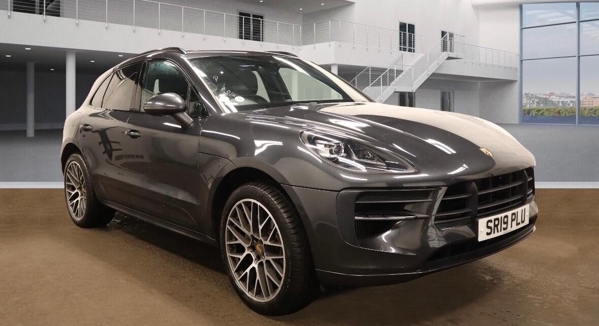 Used Porsche Macan 2019 for sale - 76122382: Photo 1