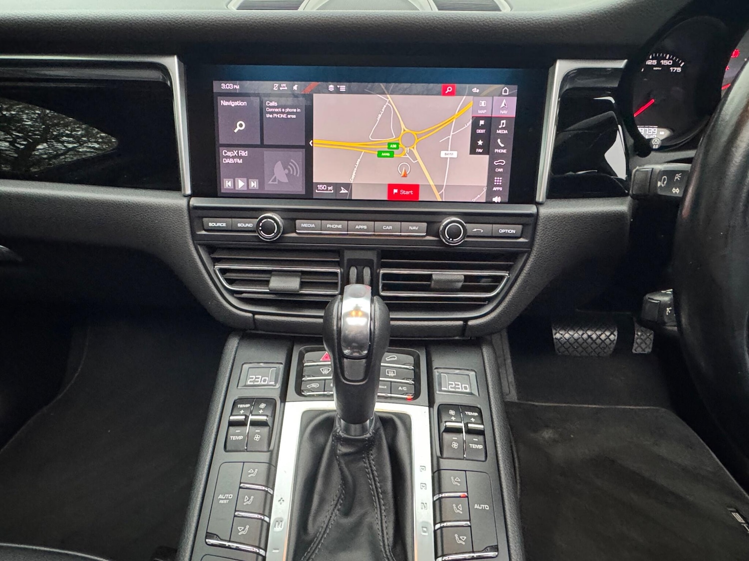 Used Porsche Macan 2021 for sale - 76992781: Photo 16