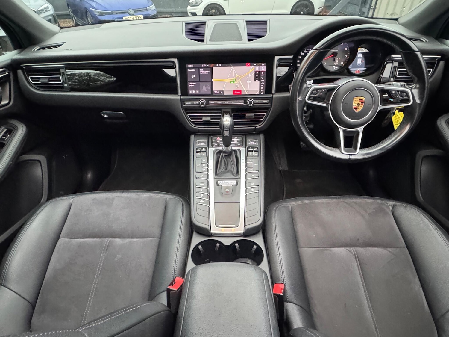 Used Porsche Macan 2021 for sale - 76671655: Photo 11