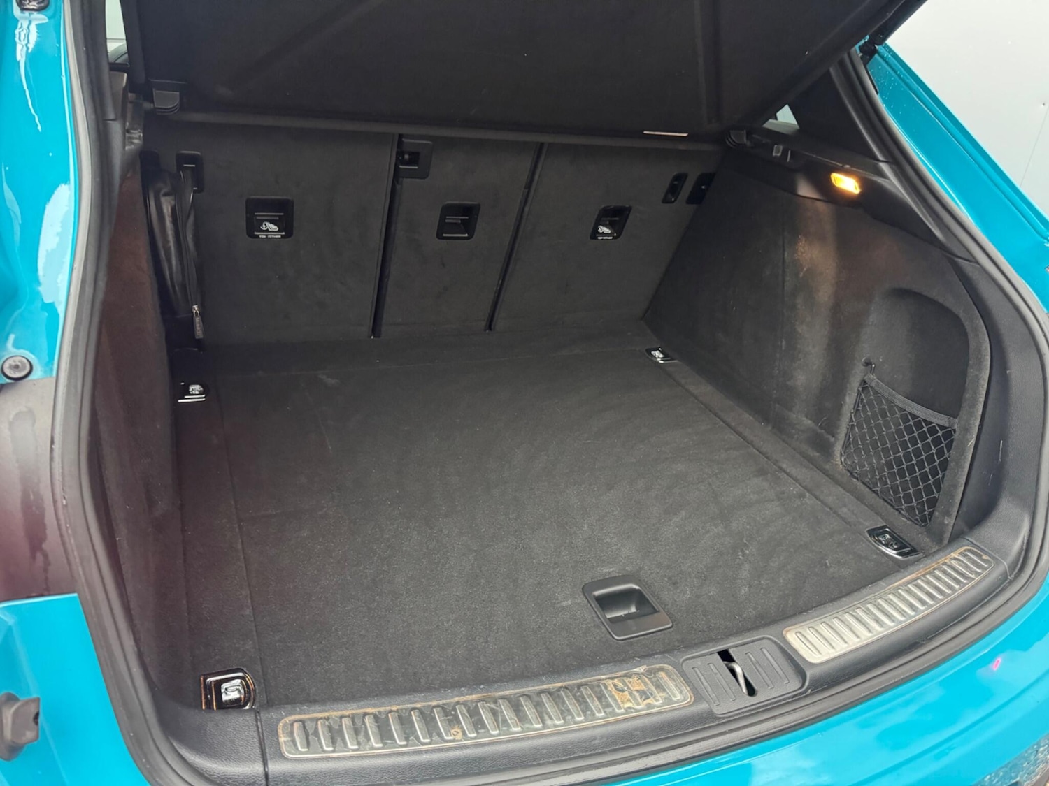 Used Porsche Macan 2021 for sale - 76671655: Photo 41