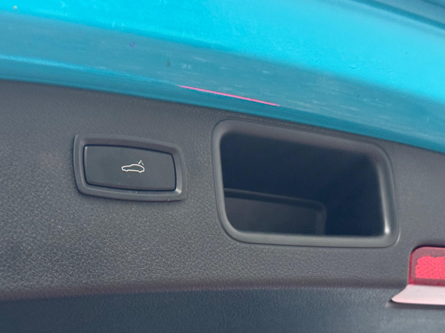 Used Porsche Macan 2021 for sale - 76671655: Photo 42