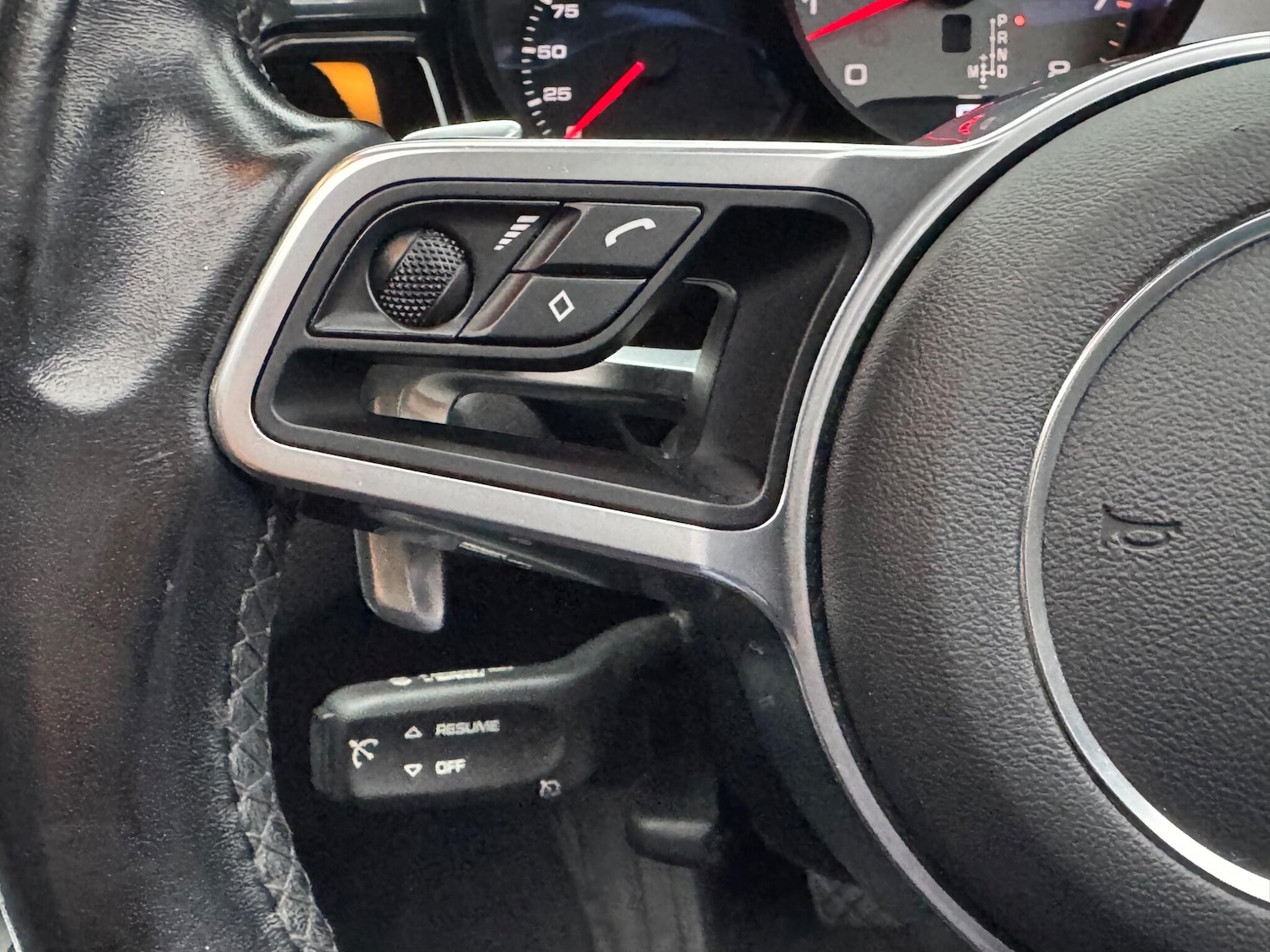 Used Porsche Macan 2021 for sale - 76671655: Photo 49