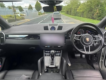 Used Porsche Cayenne 2019 for sale - 75544094: Photo