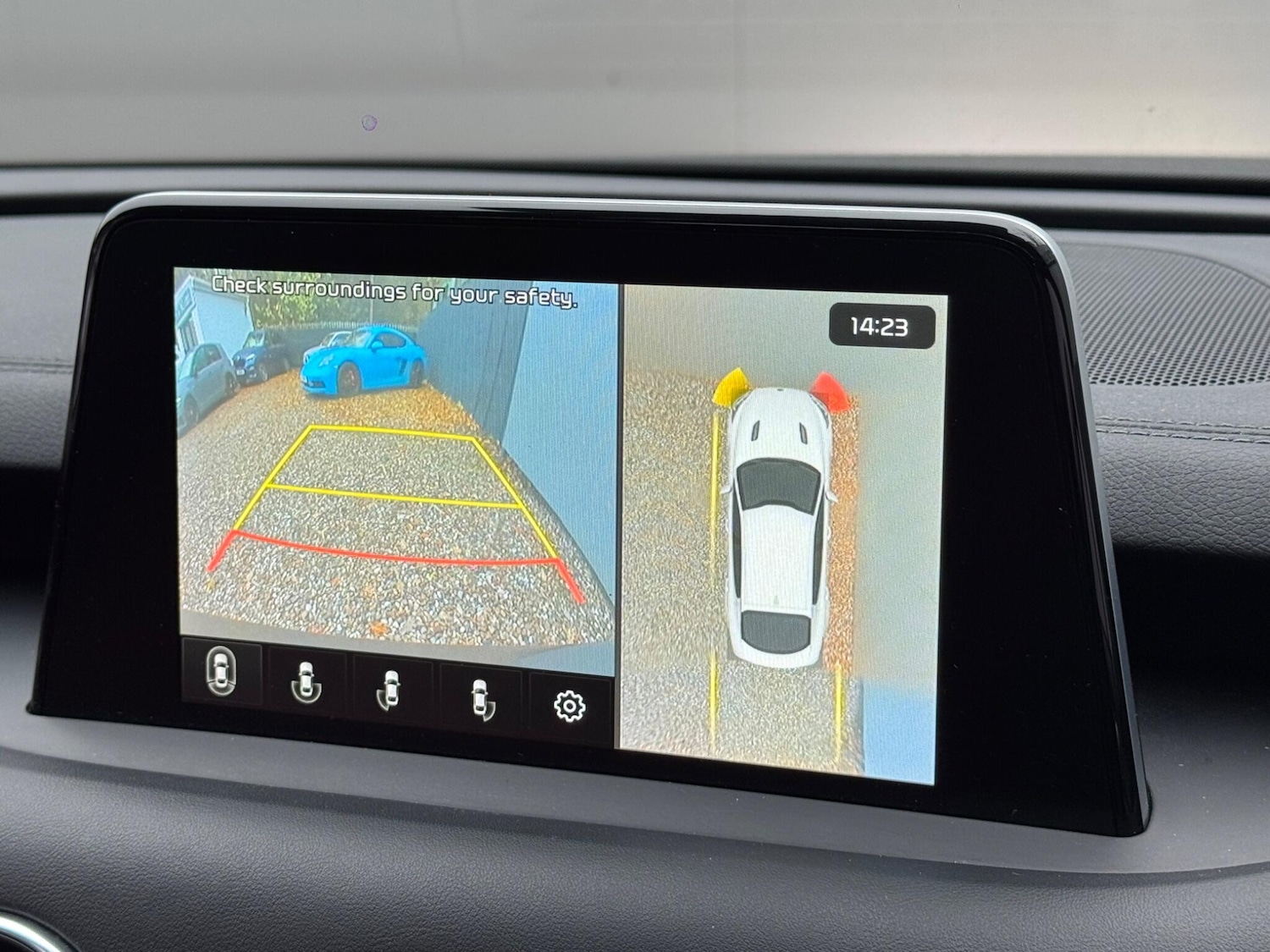 Used Kia Stinger 2020 for sale - 76584610: Photo 44