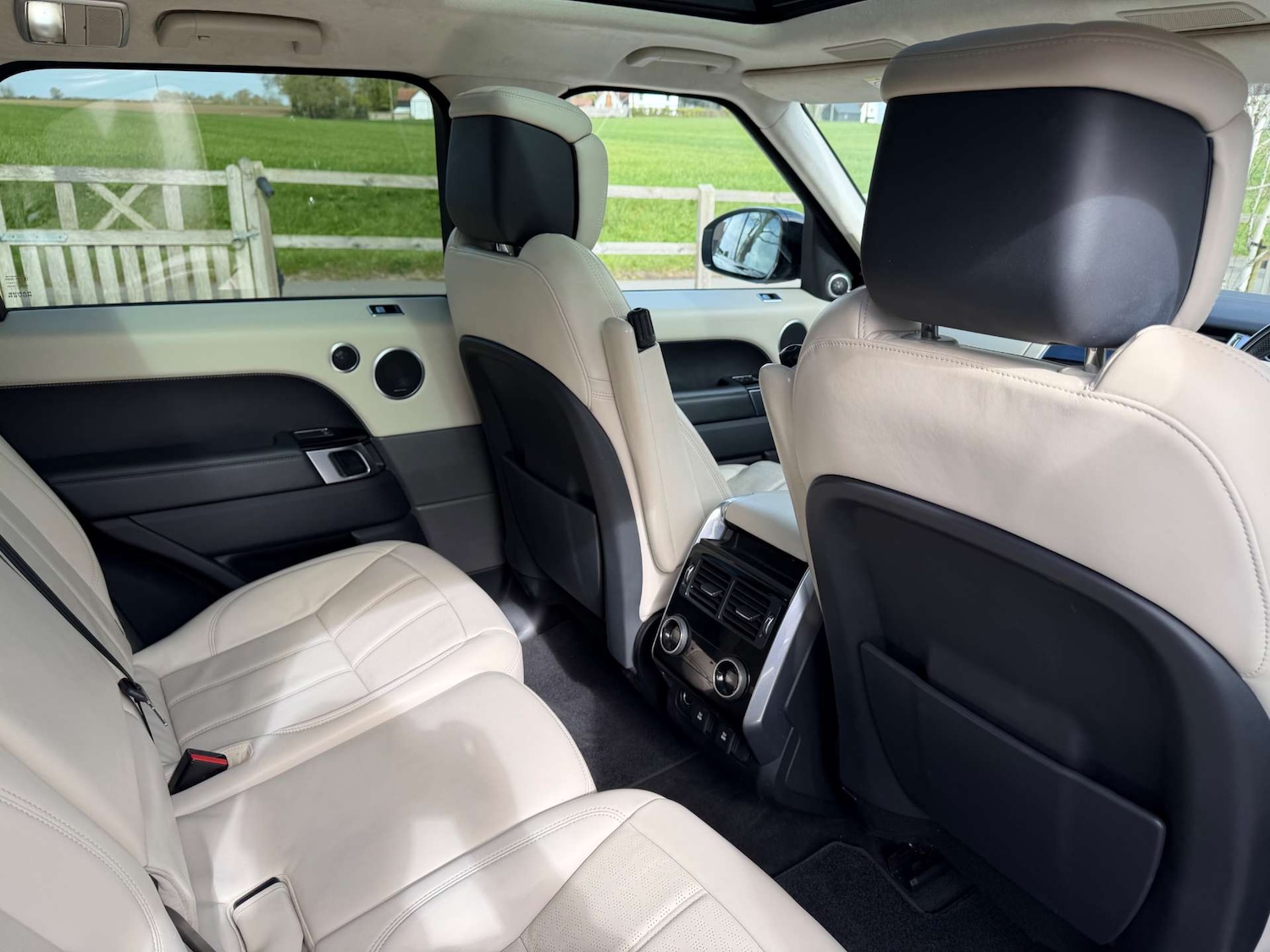 Used Land Rover Range Rover Sport 2018 for sale - 78070989: Photo 17