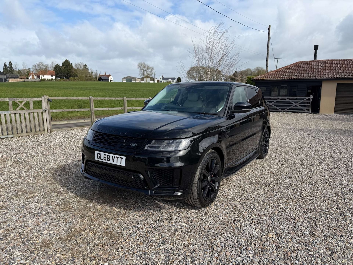Used Land Rover Range Rover Sport 2018 for sale - 78070989: Photo 2