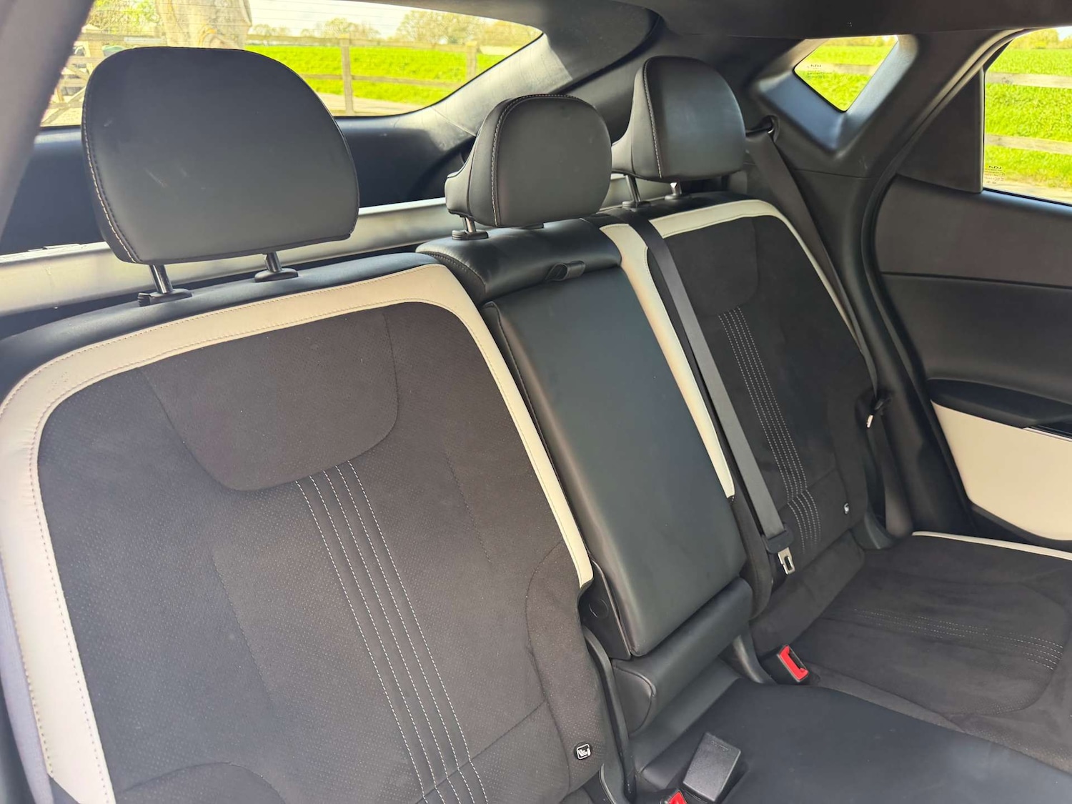 Used Kia EV6 2023 for sale - 78218989: Photo 12