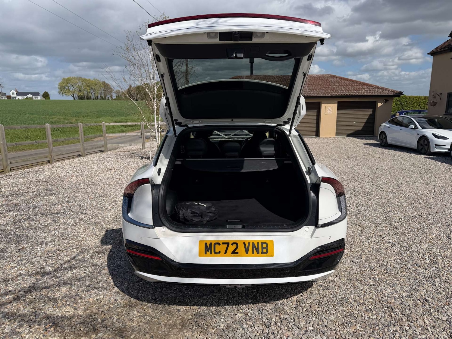 Used Kia EV6 2023 for sale - 78218989: Photo 9