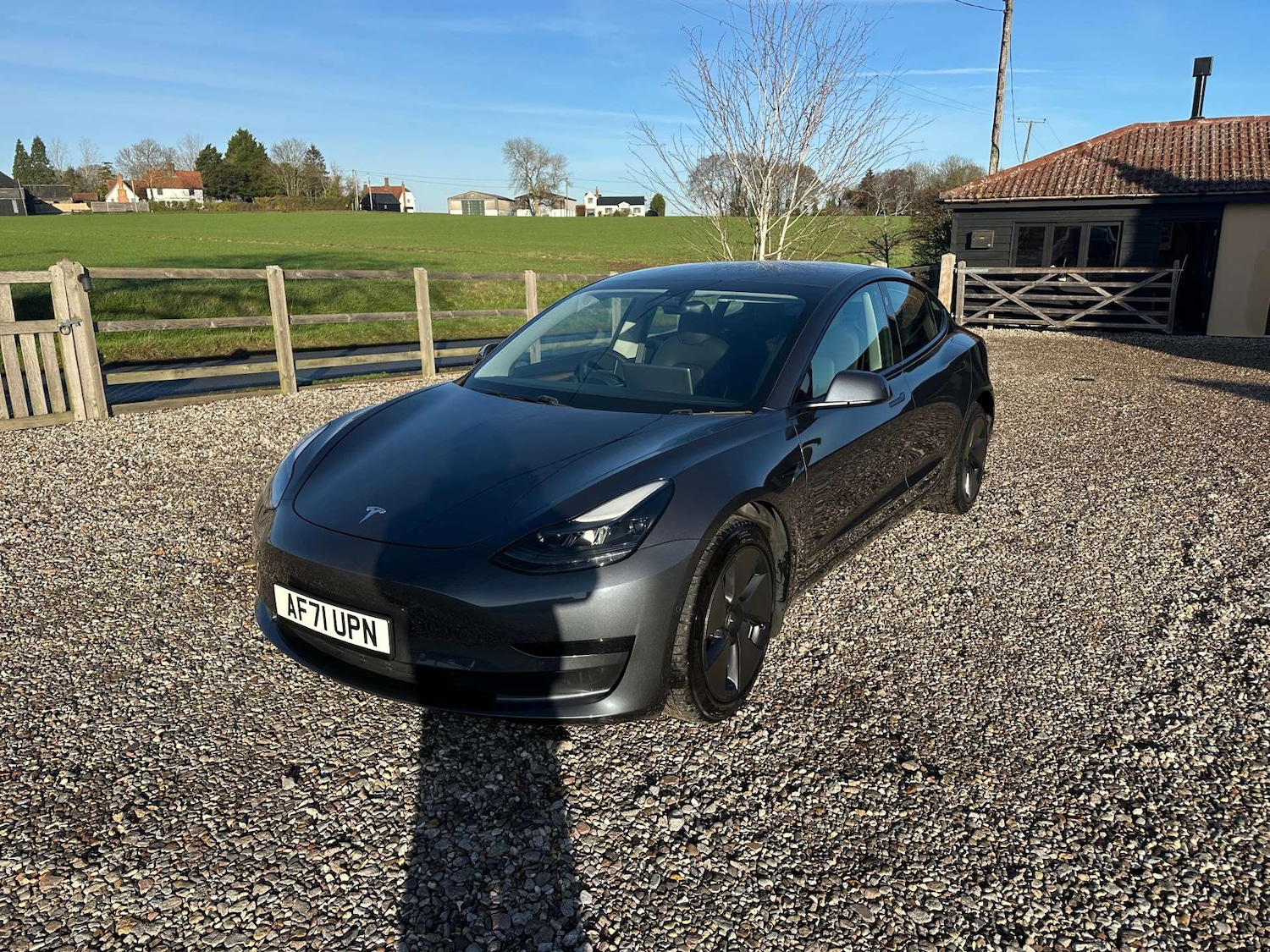 Used Tesla Model 3 2021 for sale - 76940180: Photo 2