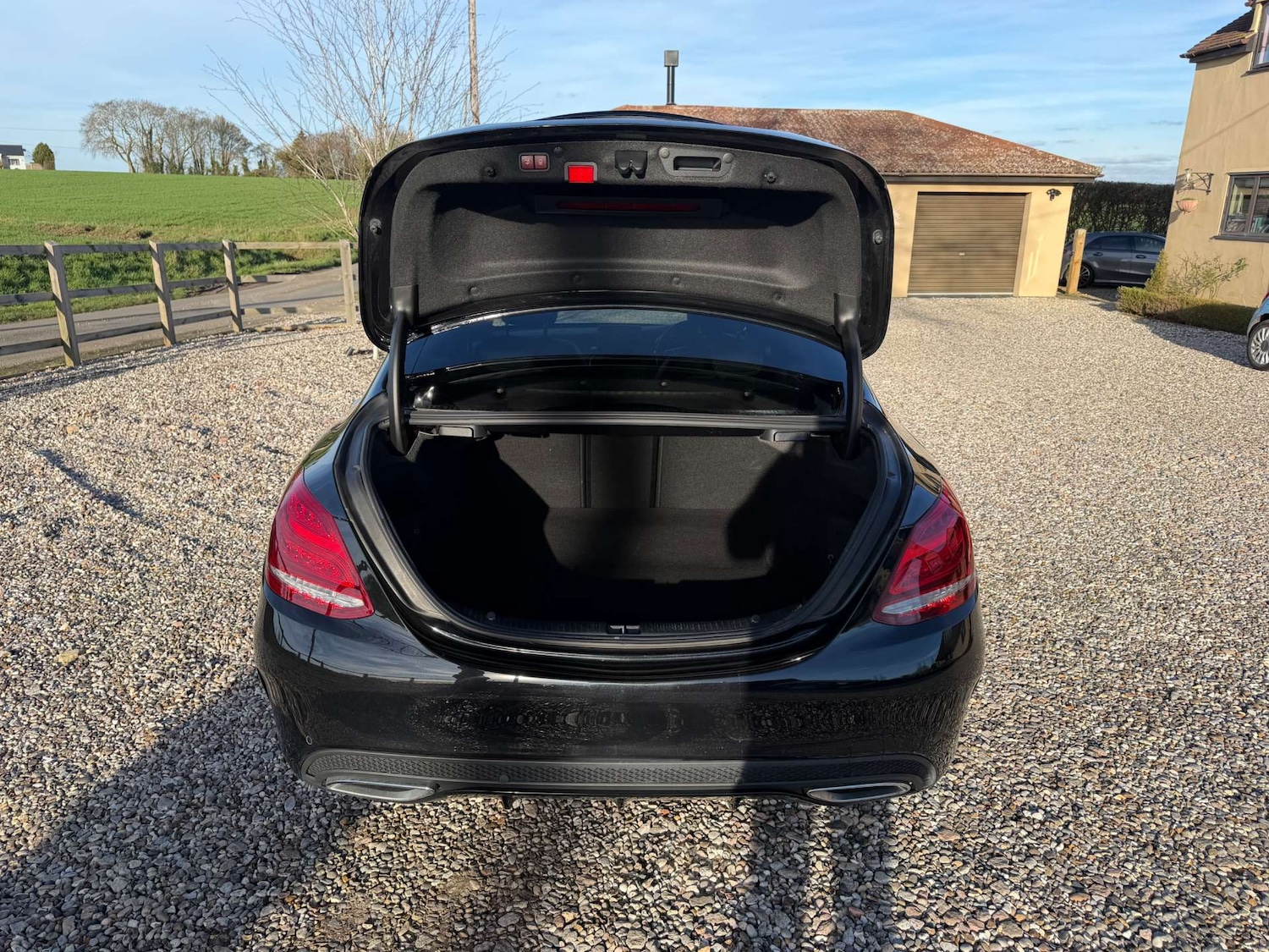 Used Mercedes-Benz C Class 2017 for sale - 77661927: Photo 10