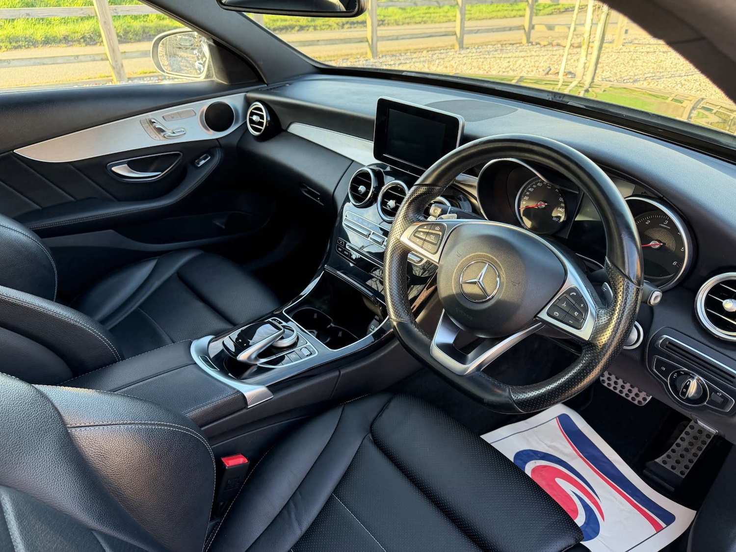 Used Mercedes-Benz C Class 2017 for sale - 77661927: Photo 15