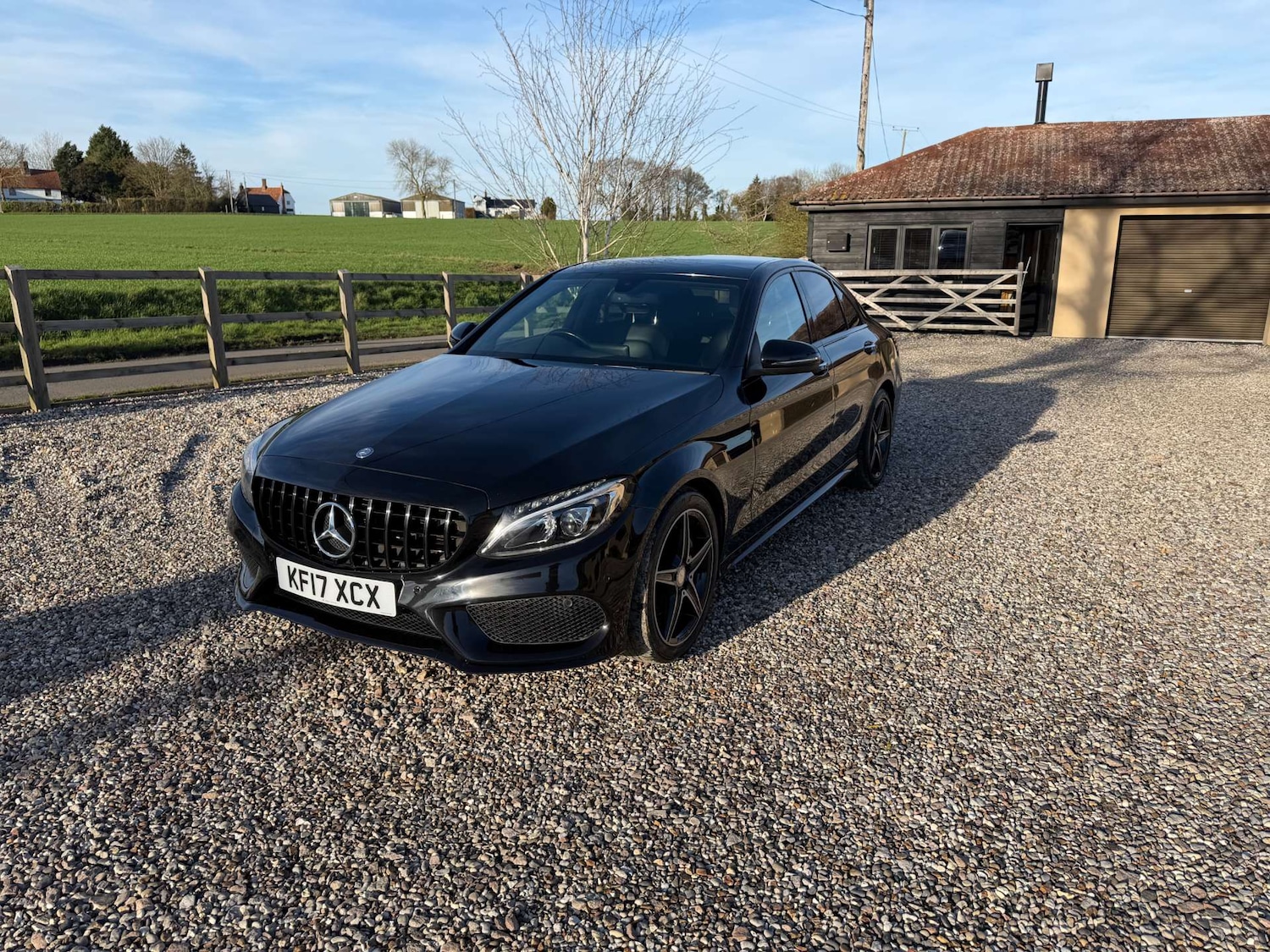 Used Mercedes-Benz C Class 2017 for sale - 77661927: Photo 2