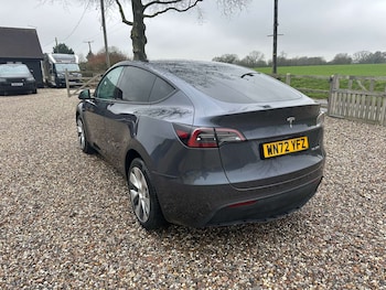 Used Tesla Model Y 2022 for sale - 77022582: Photo