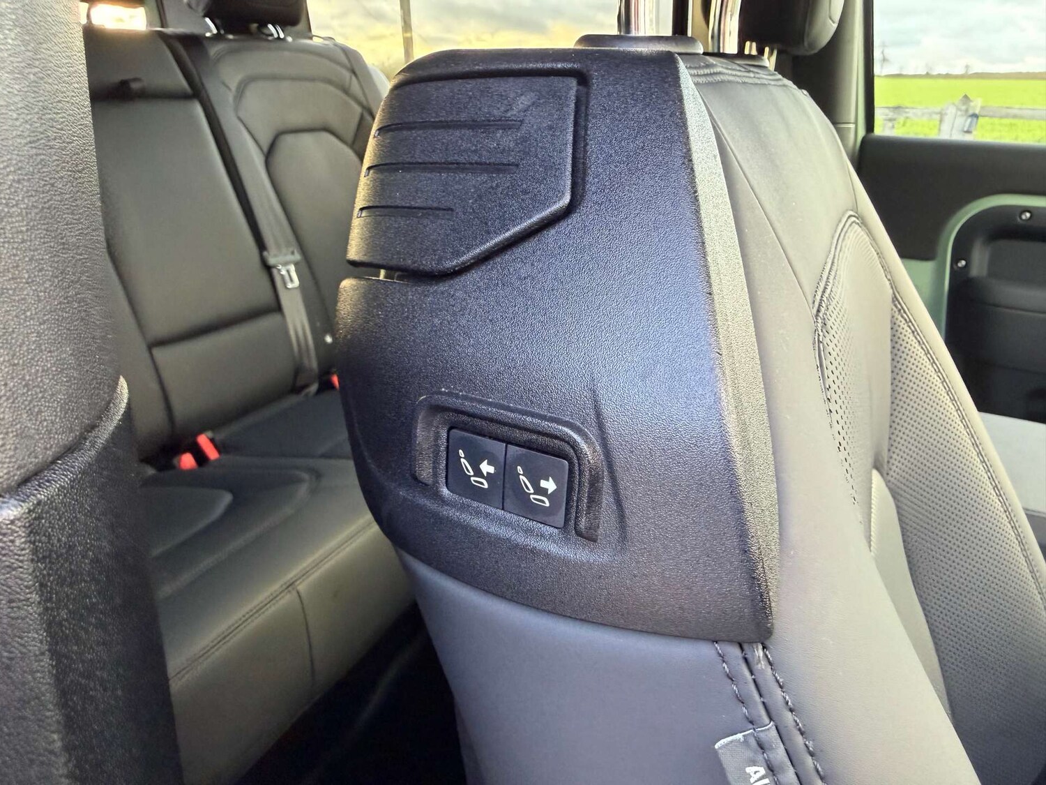 Used Land Rover Defender 2024 for sale - 77571292: Photo 20