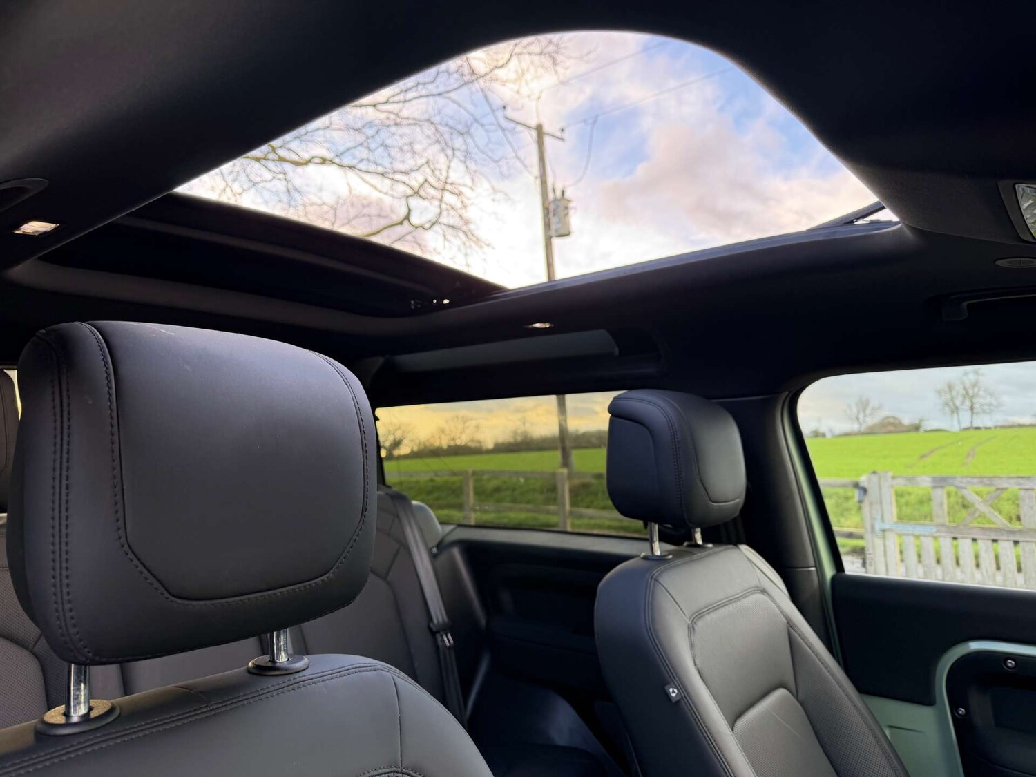 Used Land Rover Defender 2024 for sale - 77571292: Photo 27