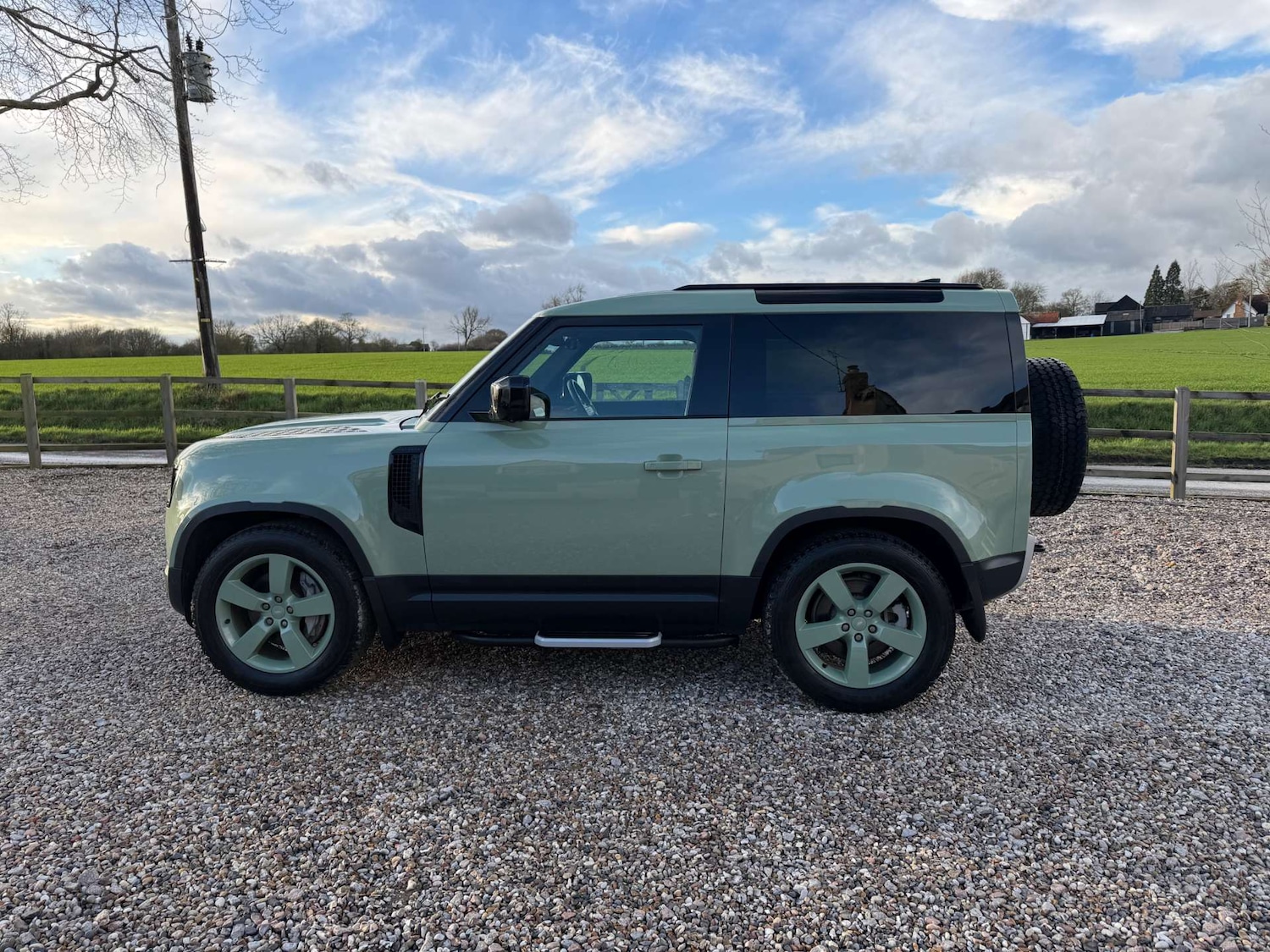 Used Land Rover Defender 2024 for sale - 77571292: Photo 5