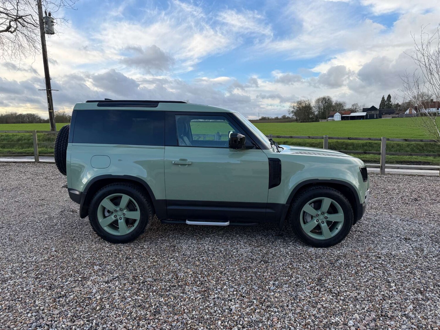 Used Land Rover Defender 2024 for sale - 77571292: Photo 6