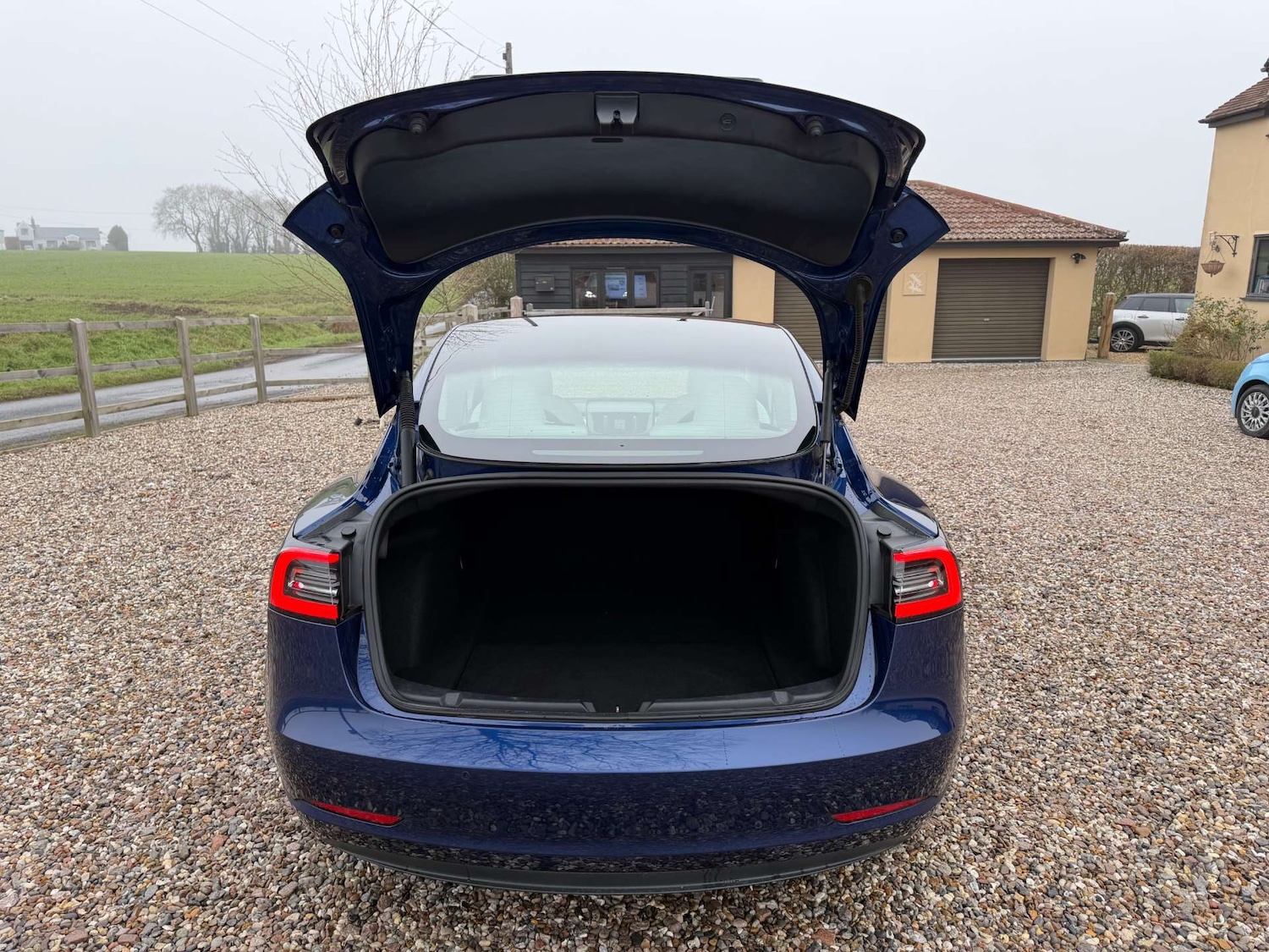 Used Tesla Model 3 2021 for sale - 77531904: Photo 9