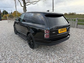 Used Land Rover Range Rover 2018 for sale - 76444307: Photo