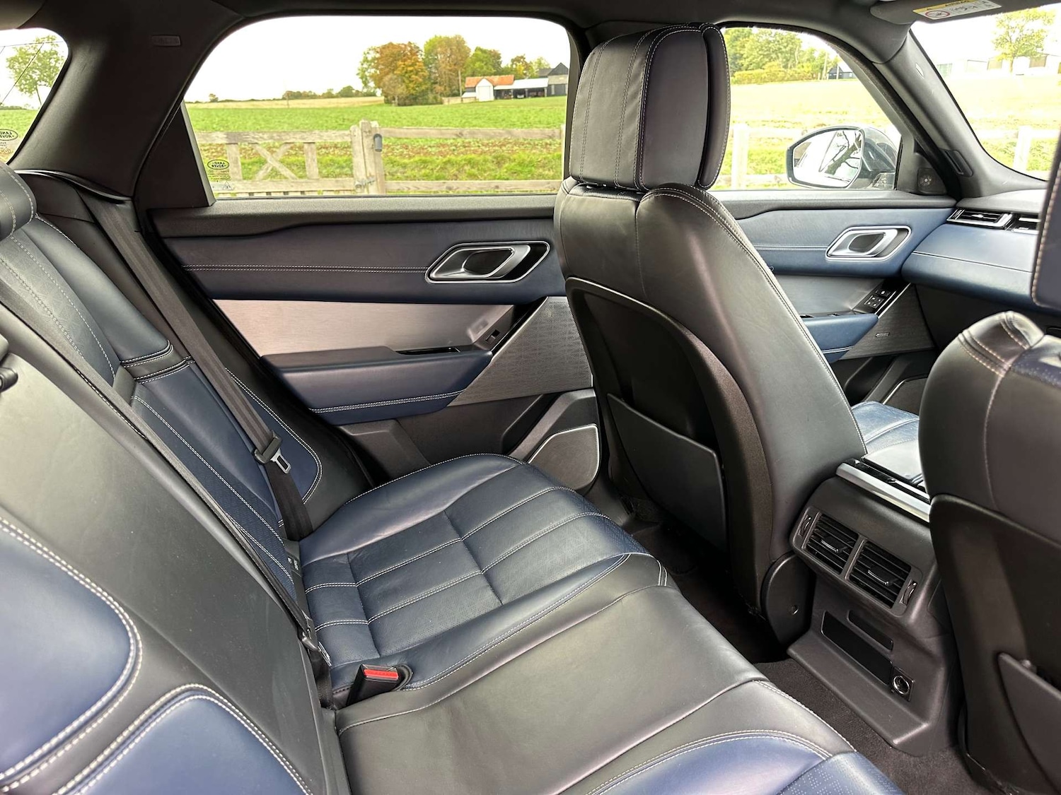 Used Land Rover Range Rover Velar 2018 for sale - 76216610: Photo 15