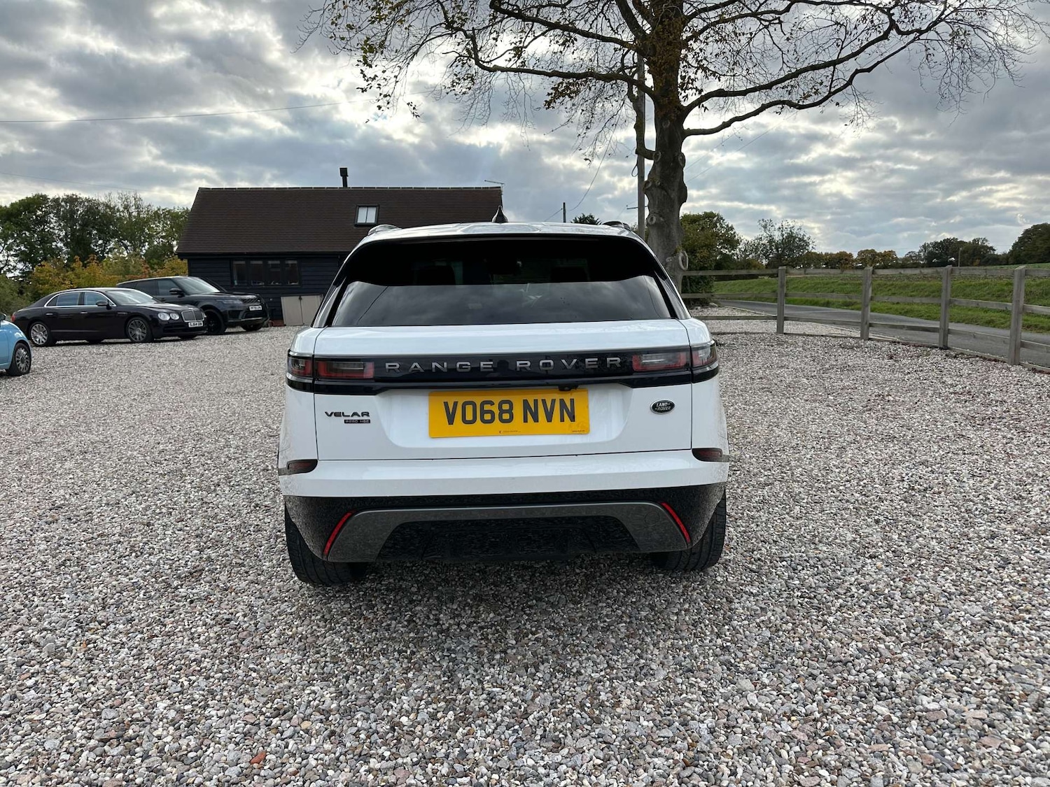 Used Land Rover Range Rover Velar 2018 for sale - 76216610: Photo 8