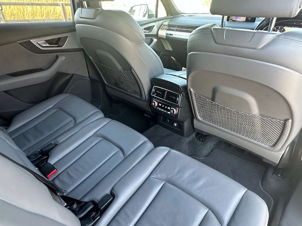 Used Audi Q7 2018 for sale - 76277926: Photo 12