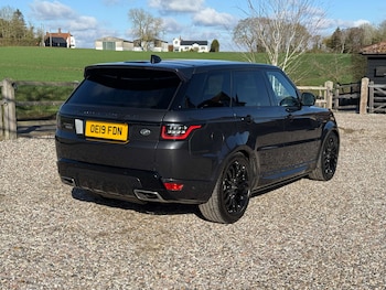 Used Land Rover Range Rover Sport 2019 for sale - 77556743: Photo