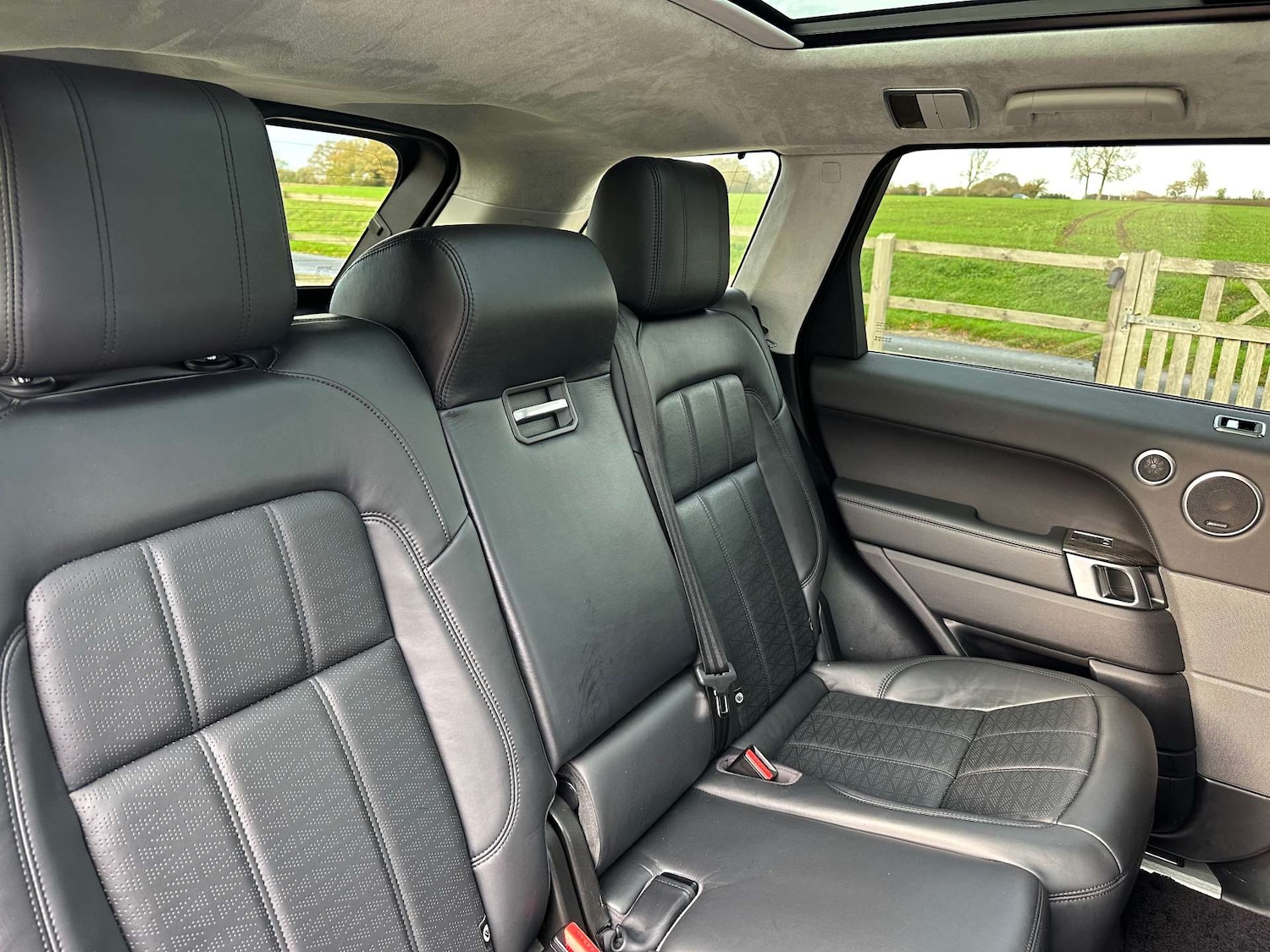 Used Land Rover Range Rover Sport 2018 for sale - 76556048: Photo 16