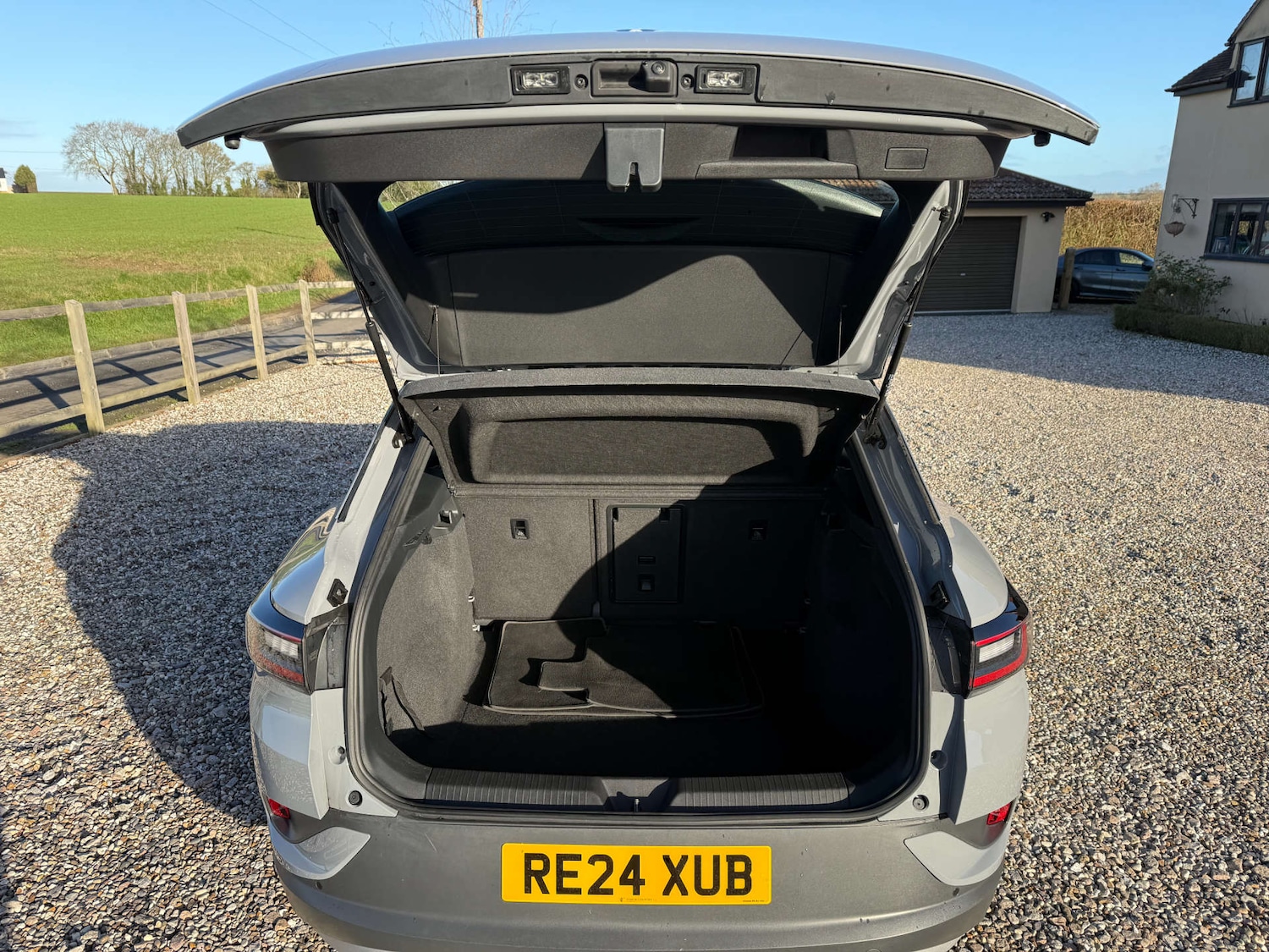 Used Volkswagen ID.4 2024 for sale - 77072174: Photo 14