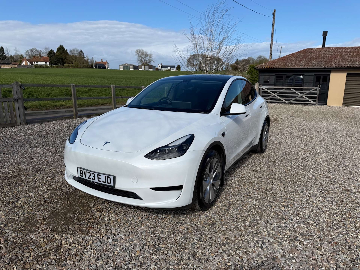 Used Tesla Model Y 2023 for sale - 78071012: Photo 2