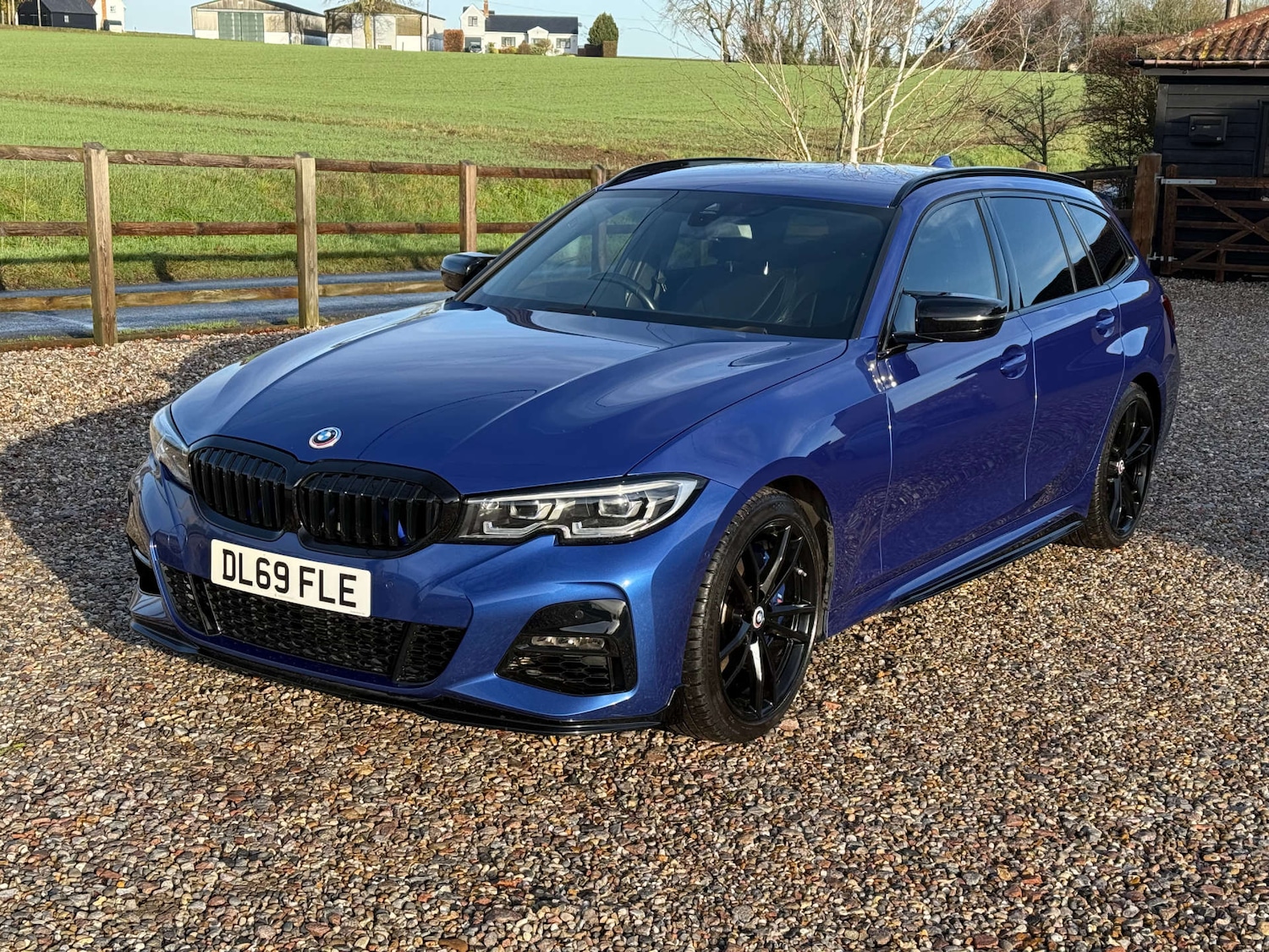 Used BMW 3 Series 2019 for sale - 76845375: Photo 2