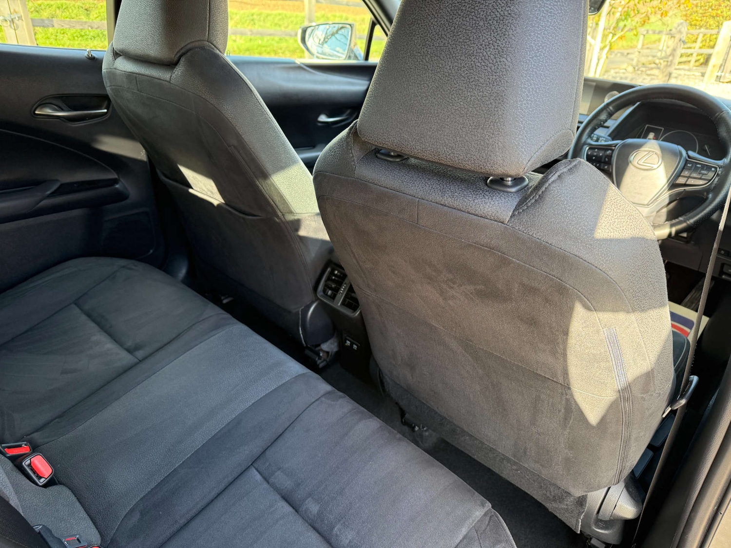 Used Lexus UX 2020 for sale - 76372238: Photo 17