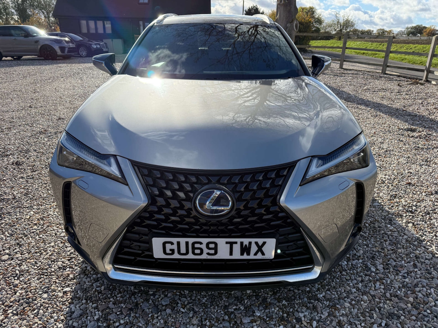 Used Lexus UX 2020 for sale - 76372238: Photo 8