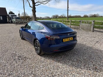 Used Tesla Model 3 2021 for sale - 77734967: Photo