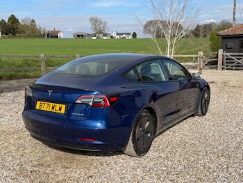 Used Tesla Model 3 2021 for sale - 77734967: Photo