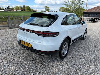 Used Porsche Macan 2019 for sale - 79400069: Photo