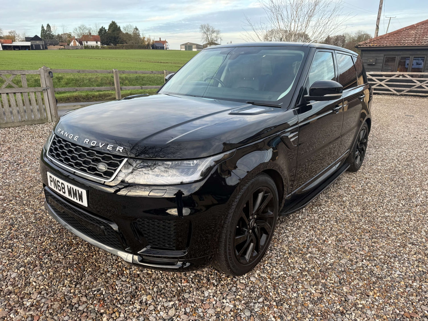 Used Land Rover Range Rover Sport 2018 for sale - 76846847: Photo 2