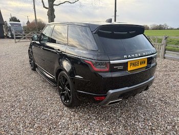 Used Land Rover Range Rover Sport 2018 for sale - 76846847: Photo