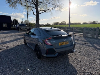 Used Honda Civic 2019 for sale - 78317406: Photo