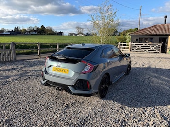 Used Honda Civic 2019 for sale - 78317406: Photo