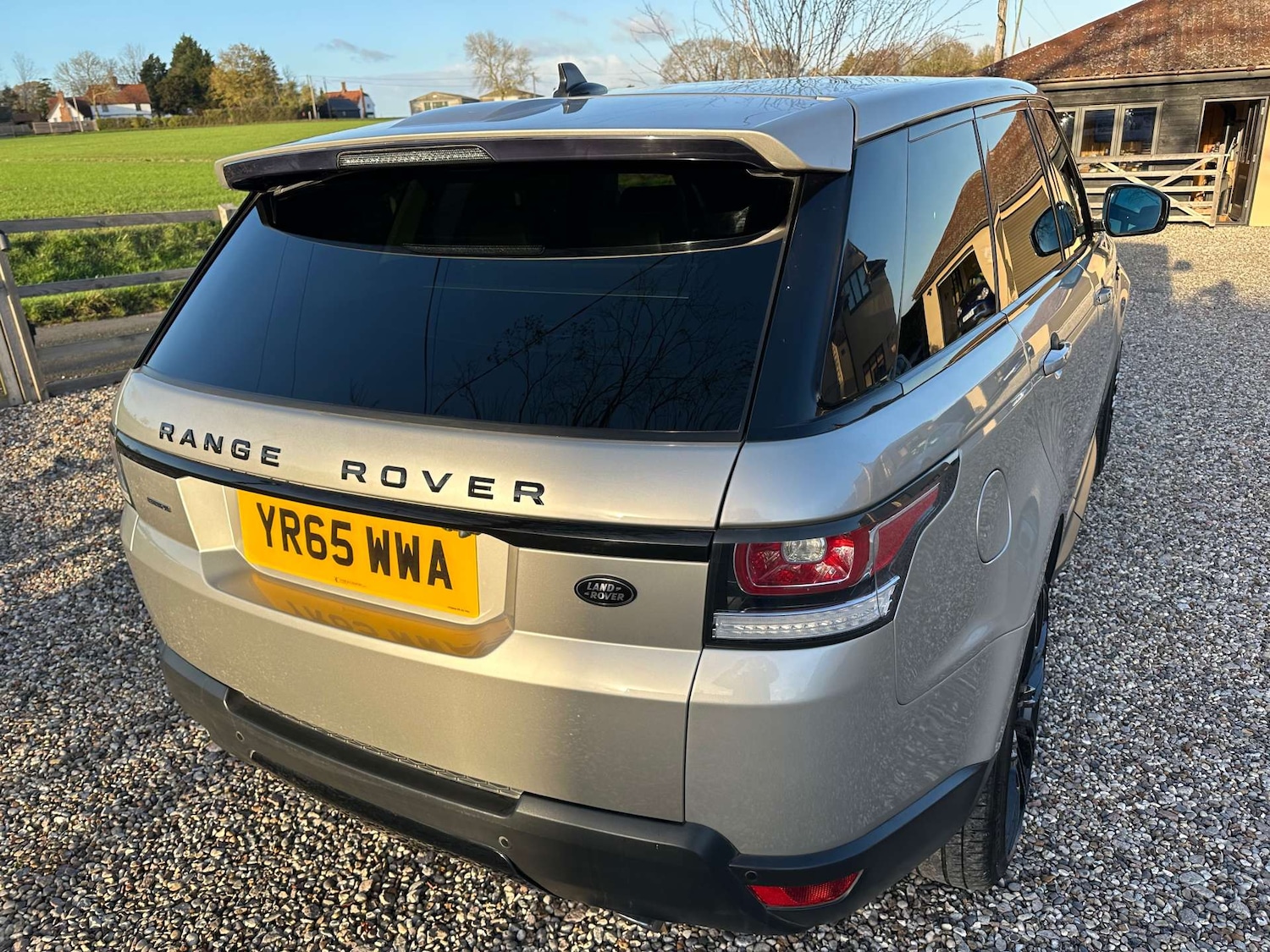 Used Land Rover Range Rover Sport 2015 for sale - 76687502: Photo 11